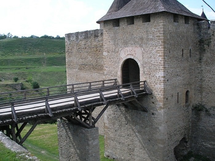 khotyn2